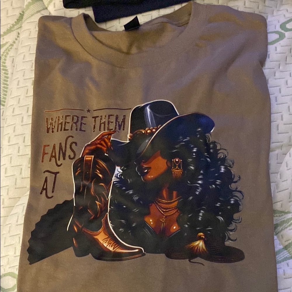 Graphic Tee with Stylish Illustration